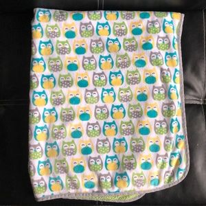 Multi-colour owl baby blanket